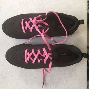 Shimano Bike & Cycling Shoes w/ SPD Cleats